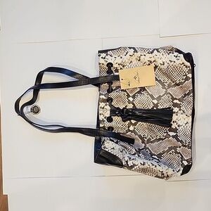 NWT Patricia Nash Leather Drawstring Witney Tote w/Dust Bag